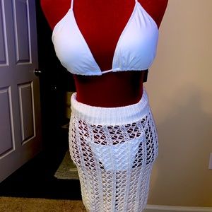 Never worn ice white 3 piece bikini set
